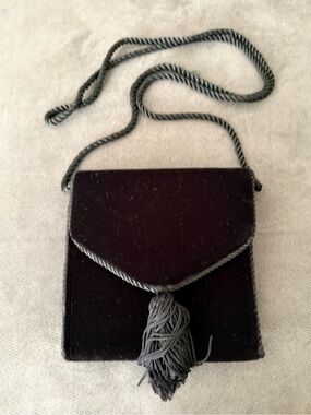 Vintage Timmy Woods of Beverly Hills Velvet Black Rope Tassel Evening Handbag